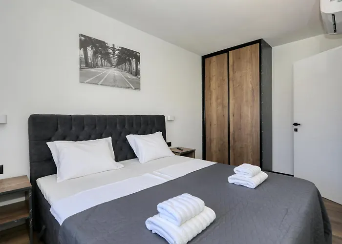 K3-penthouse With Sea View And Heated Pool Vir