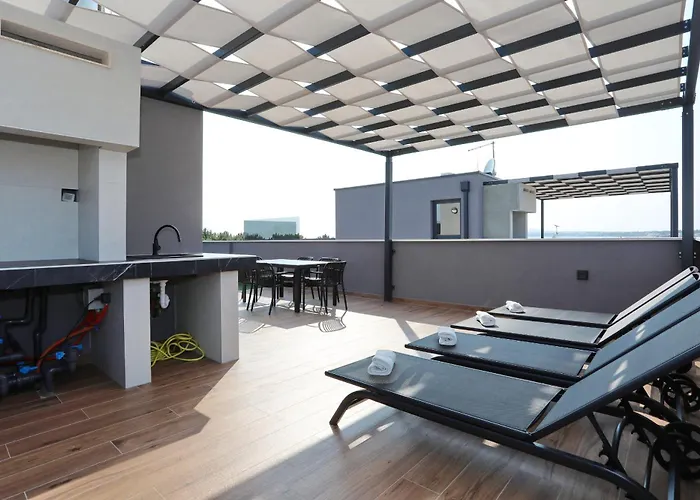 K3-penthouse With Sea View And Heated Pool Vir