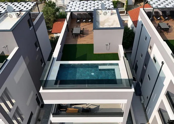 Appartamento K3-penthouse With Sea View And Heated Pool