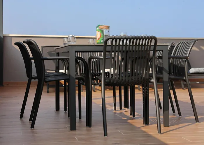 Appartamento K3-penthouse With Sea View And Heated Pool