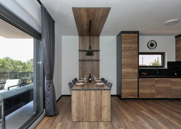 Appartamento K3-penthouse With Sea View And Heated Pool Vir