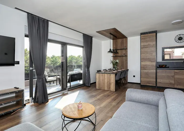 Appartamento K3-penthouse With Sea View And Heated Pool Vir
