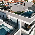 K3-penthouse With Sea View And Heated Pool شقة