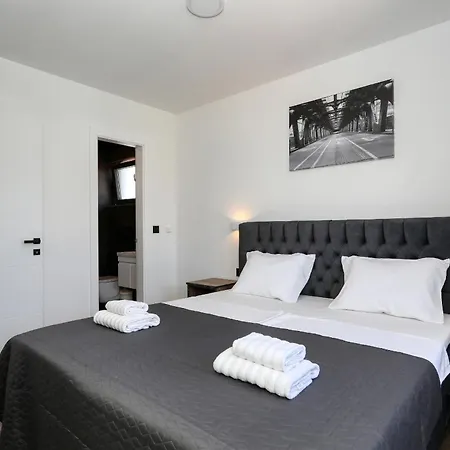 Lejlighed K3-penthouse With Sea View And Heated Pool