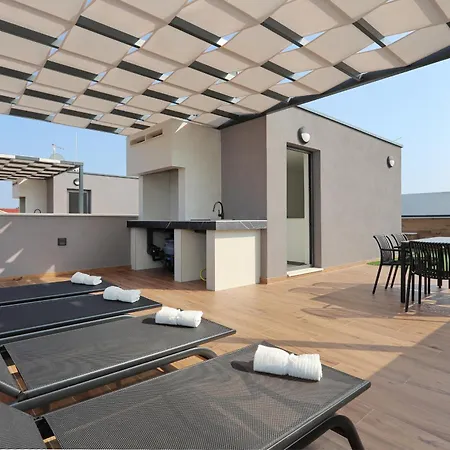 K3-penthouse With Sea View And Heated Pool Lejlighed Vir