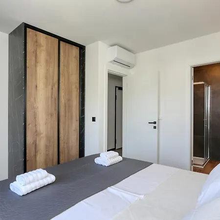 K3-penthouse With Sea View And Heated Pool * Vir