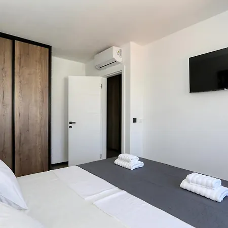 K3-penthouse With Sea View And Heated Pool