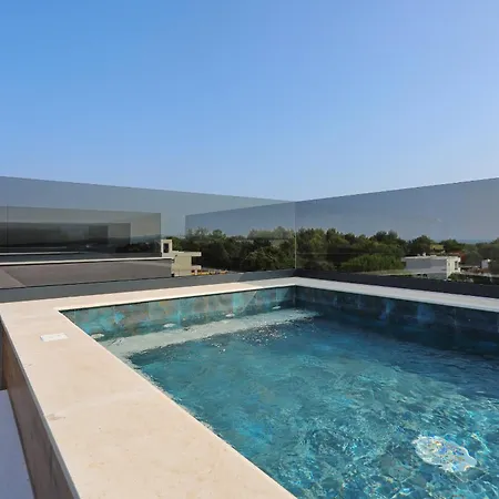 Lejlighed K3-penthouse With Sea View And Heated Pool Vir